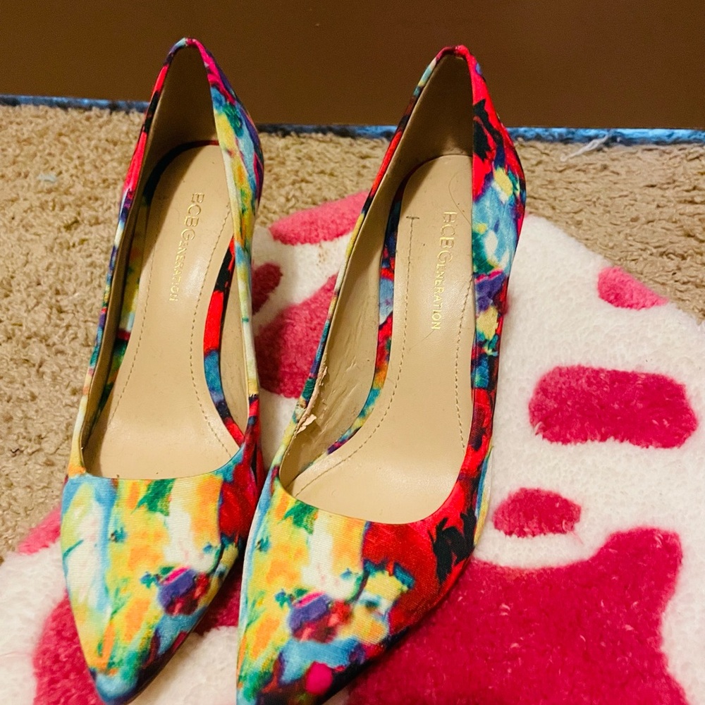 BCBGeneration Watercolor Pumps